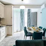 Ana Luxury Apartment- N Pool - Parking