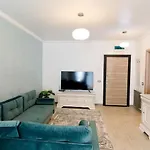 Ana Luxury Apartment- N Pool - Parking *