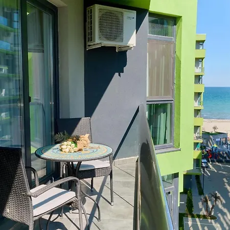 Ana Luxury Apartment- N Pool - Parking Mamaia