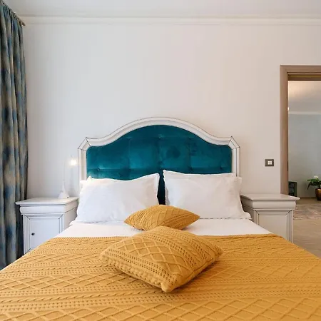 Ana Luxury Apartment- N Pool - Parking *